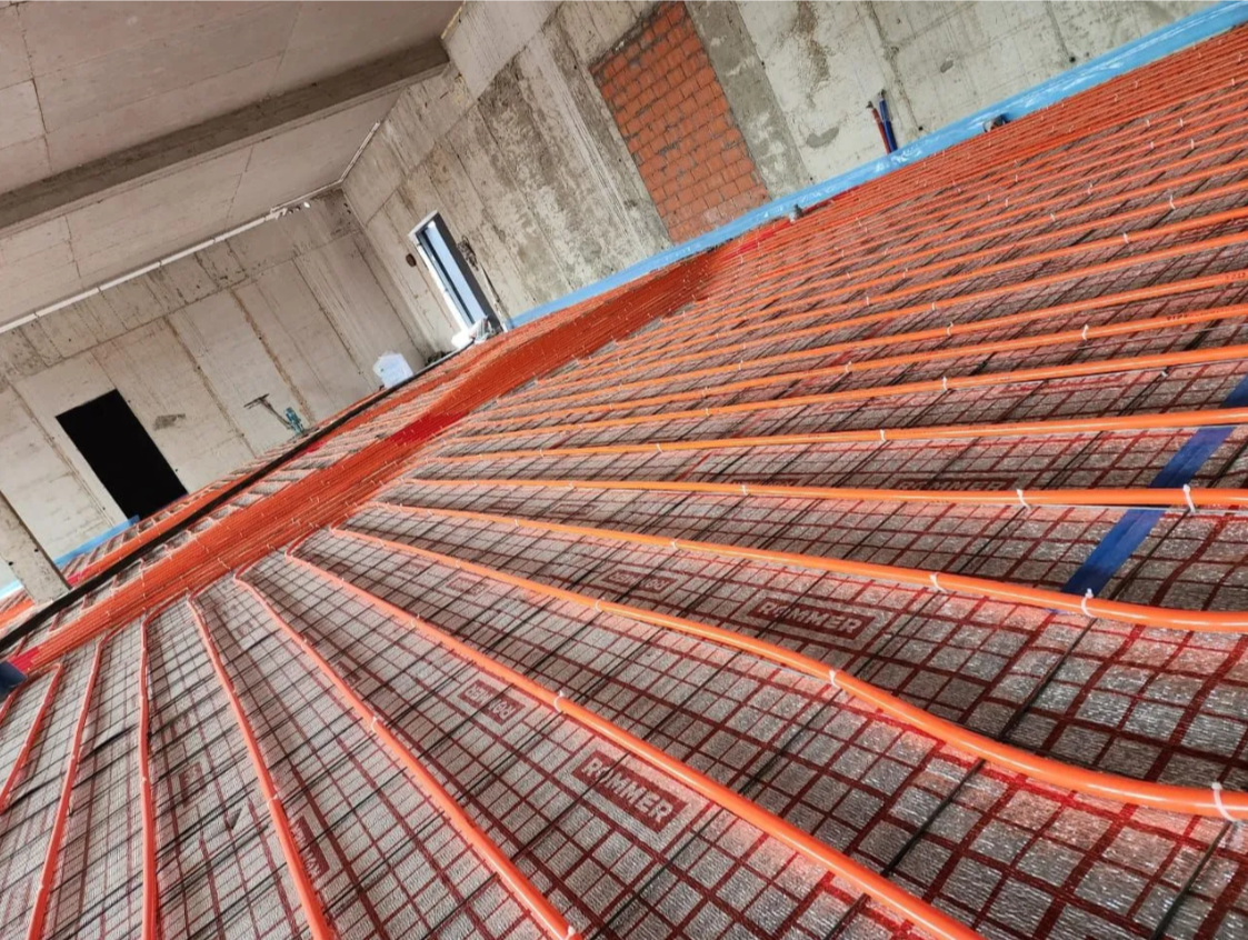 Готовая стяжка комната